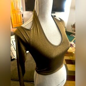 BEBE-BRONZE METALLIC-COLD SHOULDER-Shimmer CROPPED y2k